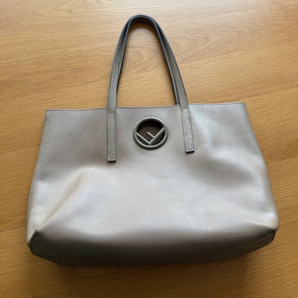 FENDI Vienna Leather Logo Shopping Tote w/Zippered Pouch - Picture 7 of 15